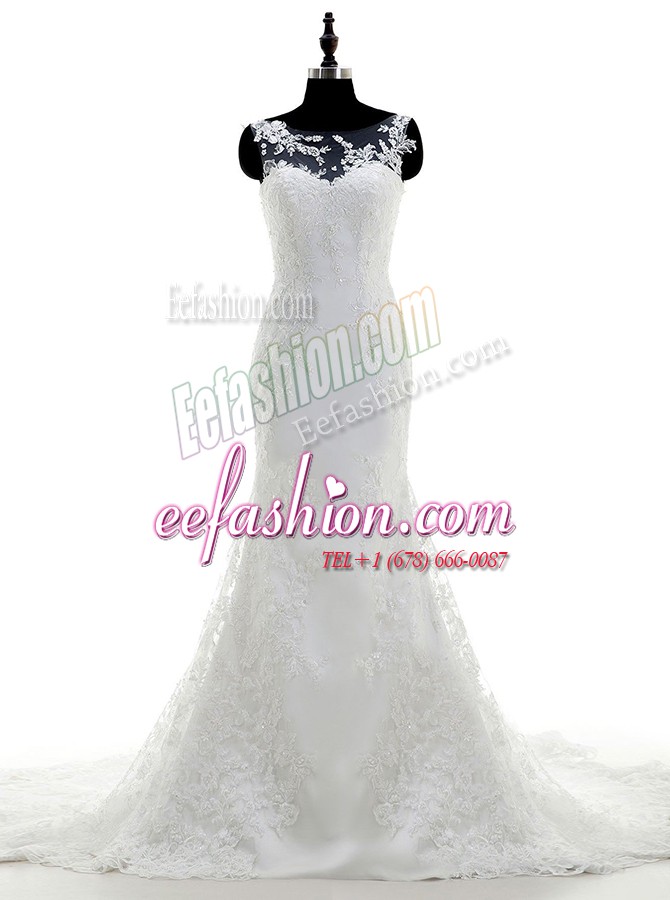 Fitting Scoop Lace Sleeveless Brush Train Appliques Zipper Wedding Dress