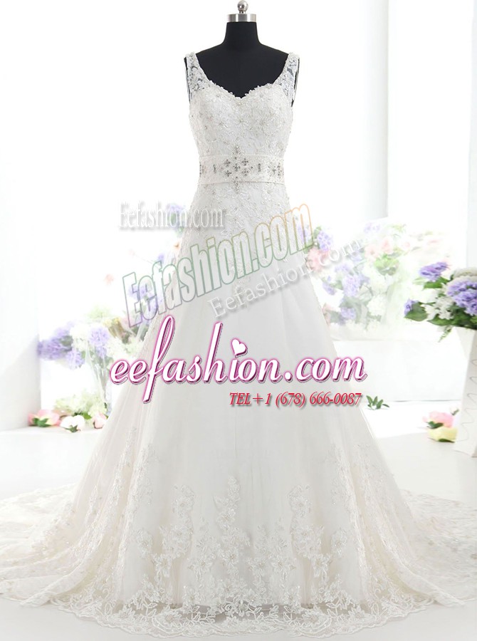  White Sleeveless Lace Brush Train Backless Wedding Gown for Wedding Party