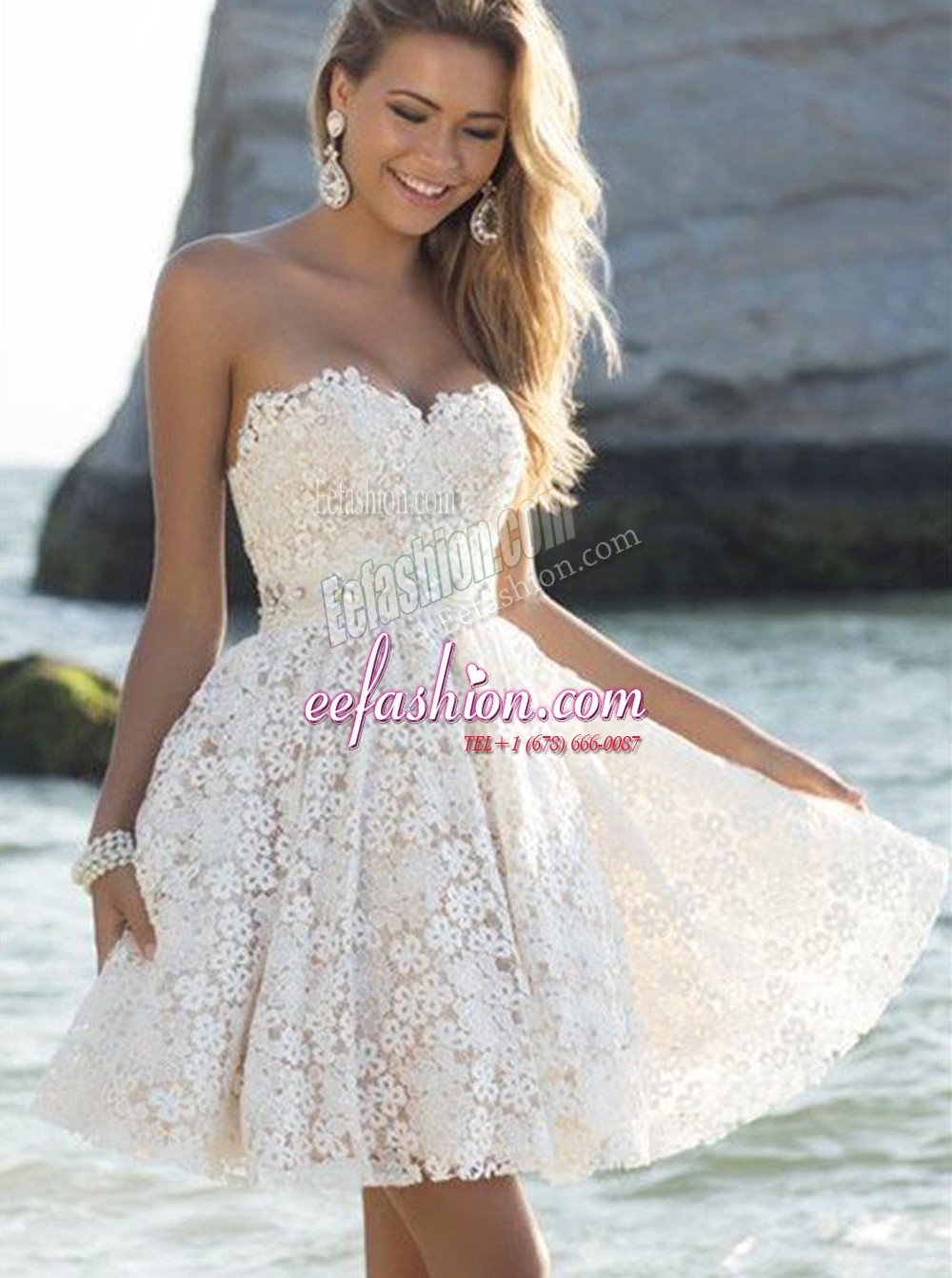 Luxury A-line Evening Dress White Sweetheart Lace Sleeveless Mini Length Zipper