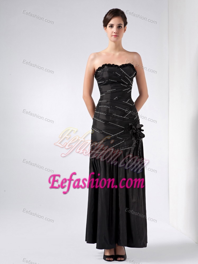Fashionable Black Strapless Mother of the Bride Dresses with Beads