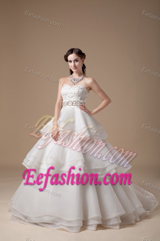Beautiful Strapless Bridal Wedding Dresses with Beaded Sash and Ruffled Layers