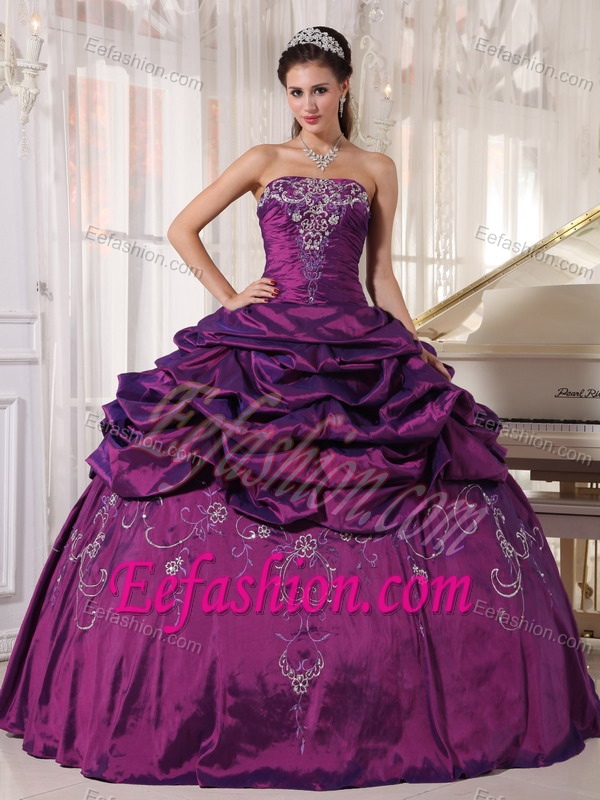 2013 Fabulous Eggplant Purple Sweet 16 Dresses with Embroidery and Pick-ups