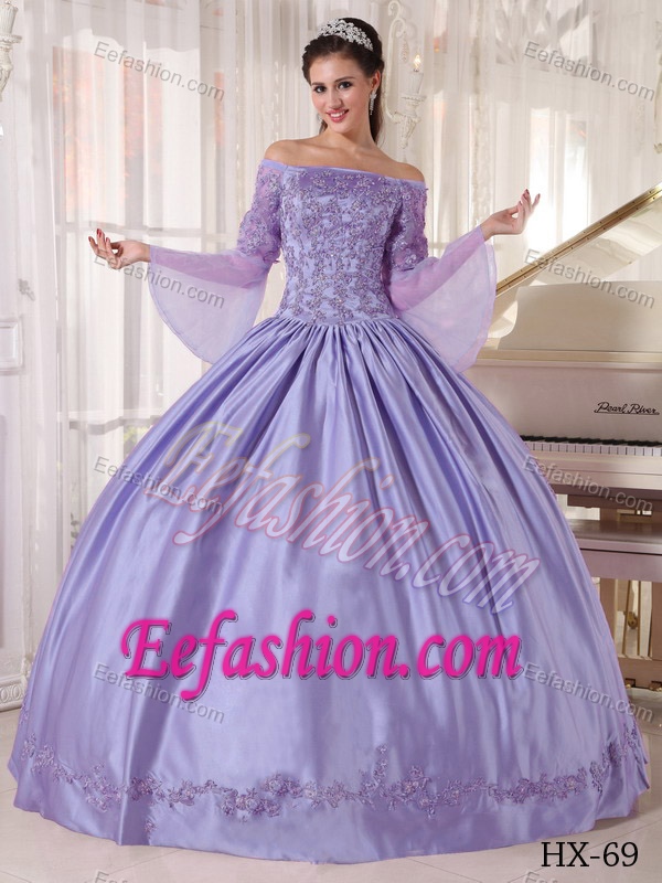 Discount Lavender Off The Shoulder Quinceaneras Dresses with Long Sleeves