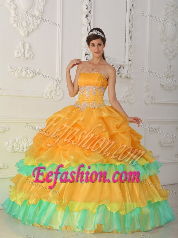 Popular Strapless Organza Beaded and Ruffled Quinceaneras Dress for Winter