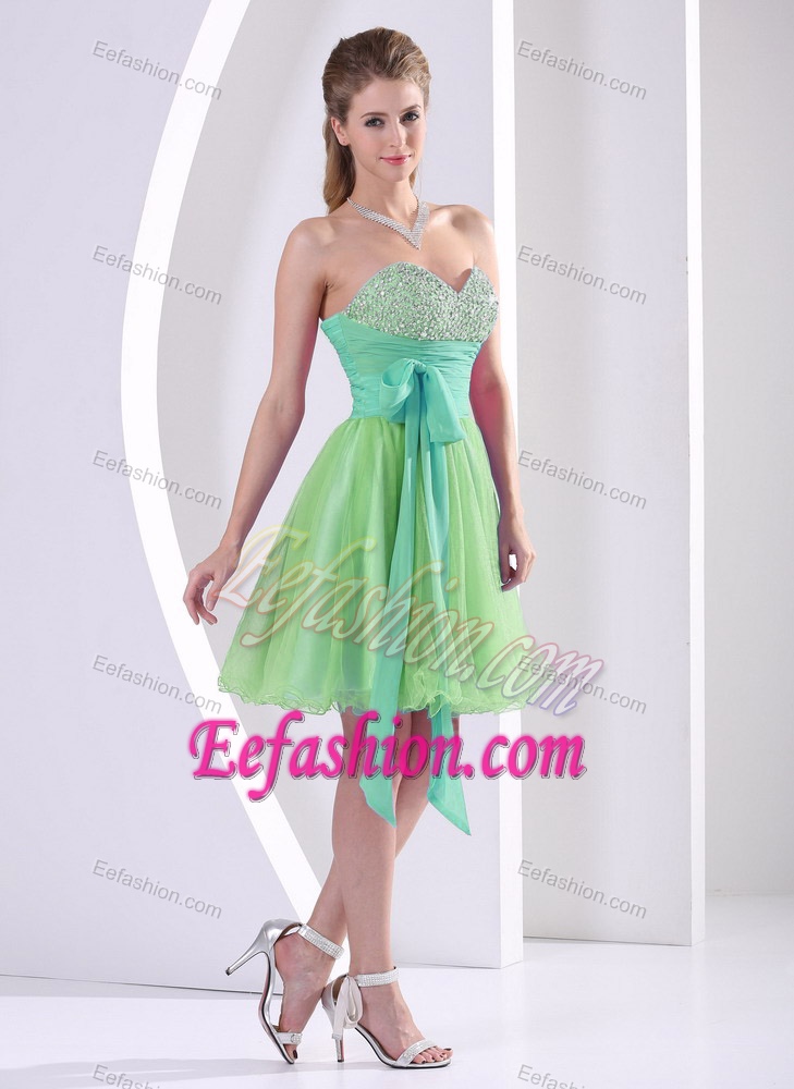 Beaded Sweetheart Apple Green Knee-length Prom Gown Dress with Sash