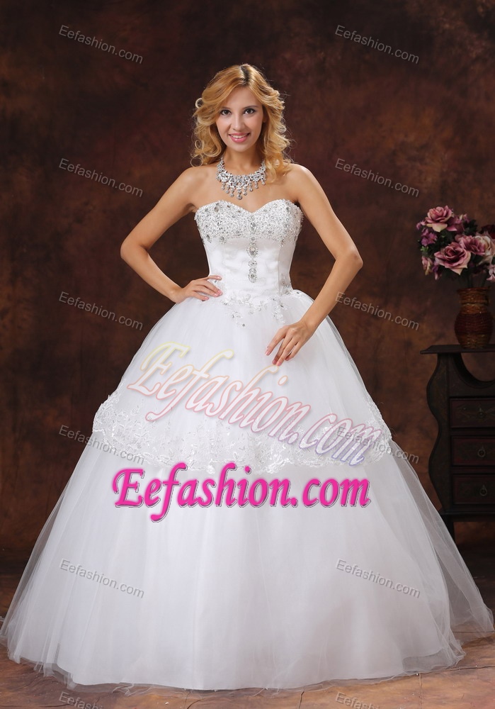 Gorgeous Beaded and Embroidered Sweetheart Long Tulle Wedding Dress