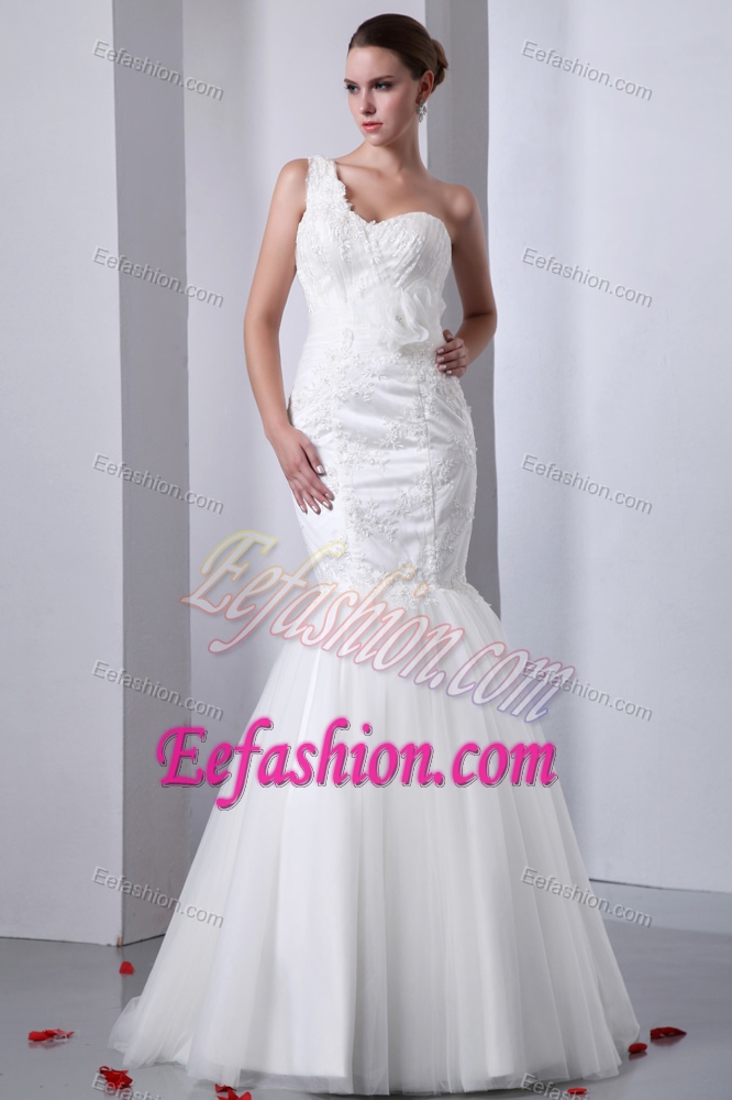Modest Mermaid One Shoulder Tulle and Wedding Dress with Appliques