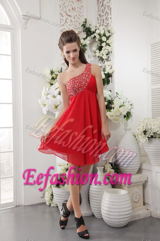 Red Empire One Shoulder Short Prom Graduation Dress with Beading