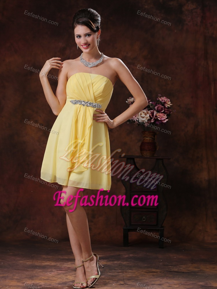 Strapless Beads and Ruches Decorated Homecoming Cocktail Dresses in Light Yellow