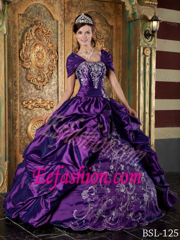 Latest Eggplant Purple Strapless Embroidery Quinceanera Dresses in