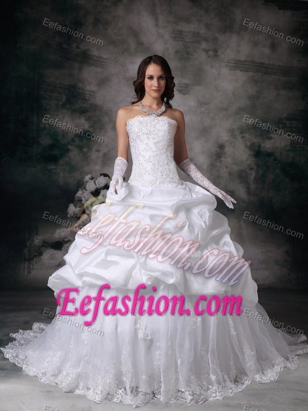 Exquisite Strapless Brush Train and Lace Wedding Dresses under 250