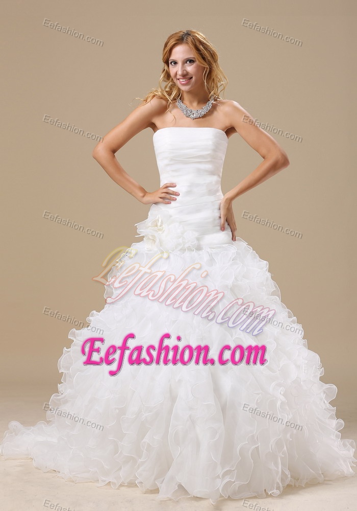 Romantic Lace-up Court Train White Organza Dress for Wedding with Ruffles