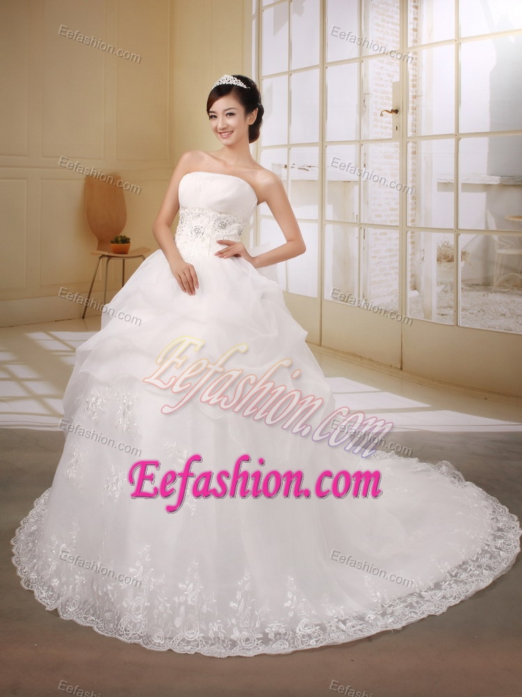 Luxurious Plus Size Princess Lace-up Court Train Wedding Dress with Beading