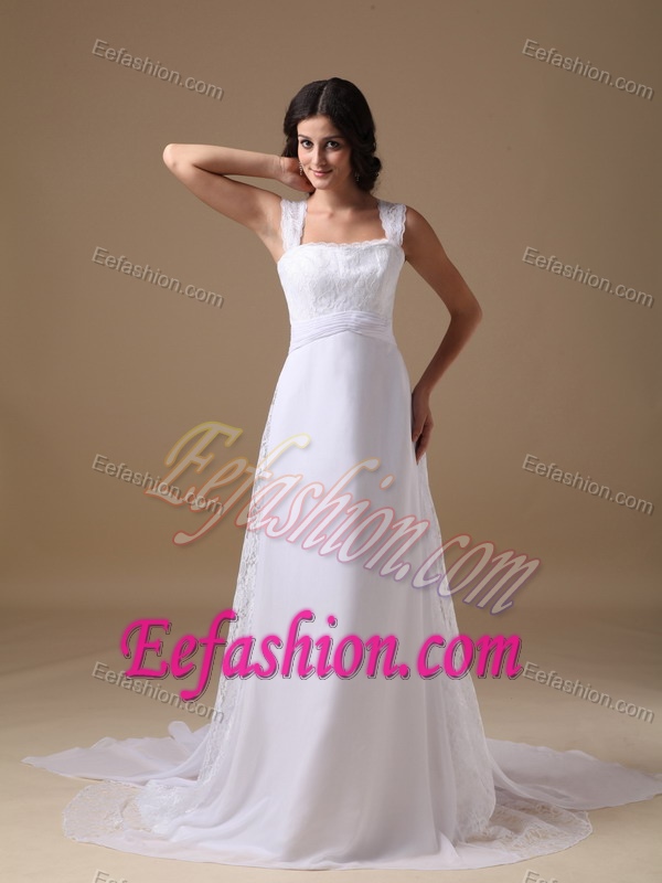 Square Court Train Bridal Dress in Lace and Chiffon with Buttons on Promotion