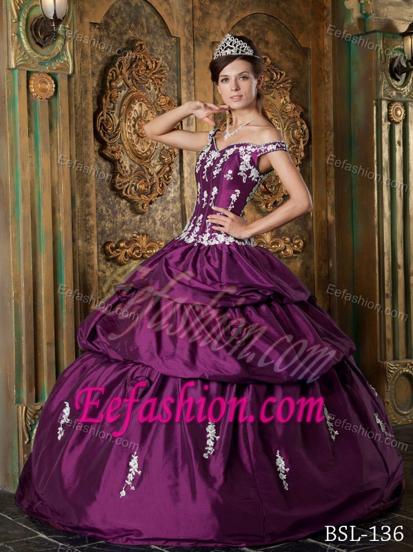 Provocative Purple Off The Shoulder Quinceanera Dress in with Appliques