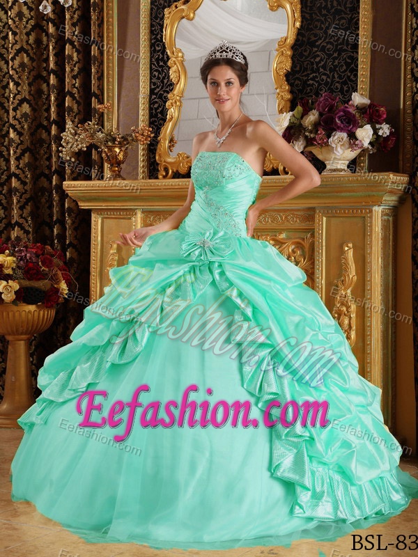 Romantic Apple Green Ball Gown Beading Quinceanera Dress in and Tulle