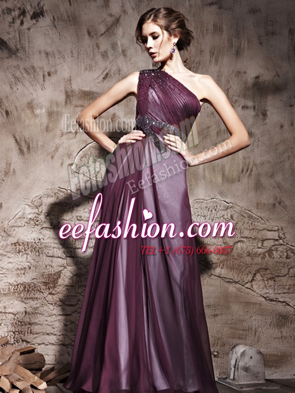  One Shoulder Sleeveless Prom Dress Floor Length Beading and Ruching Purple Satin