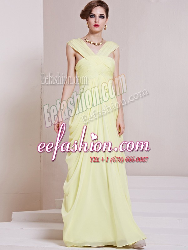  Light Yellow Column/Sheath Chiffon V-neck Sleeveless Ruching Floor Length Criss Cross Prom Evening Gown