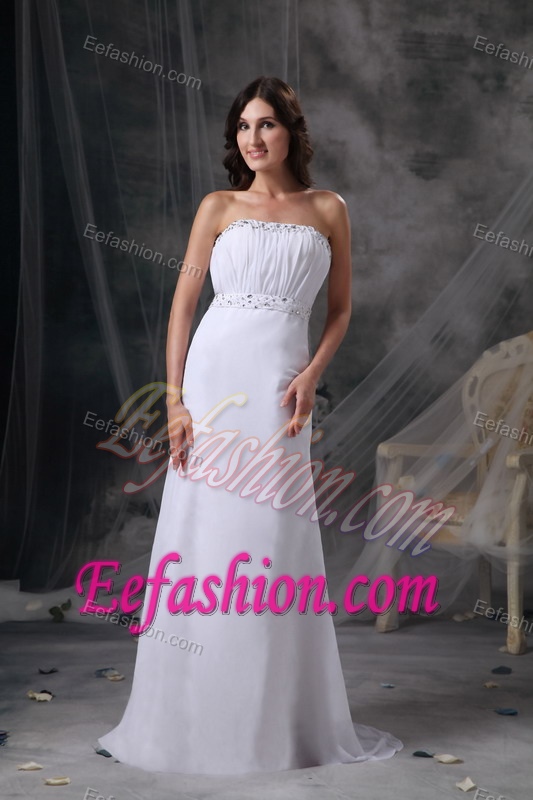 Fabulous Strapless Ruched White Satin Prom Celebrity Dress in Floor-length