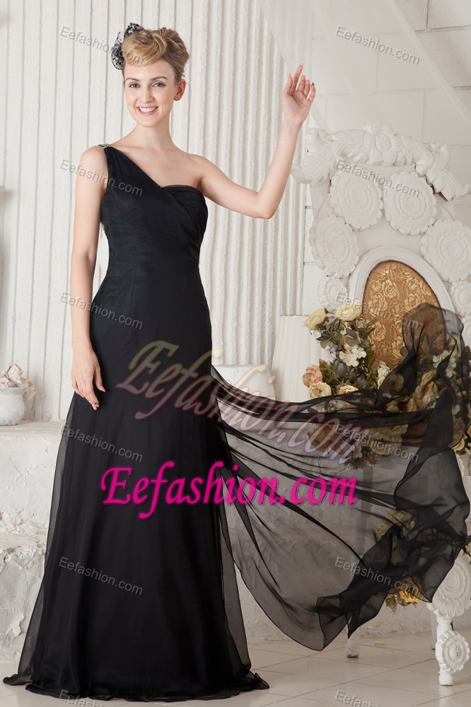 Black One Shoulder Prom Attire with Ruche and Beading