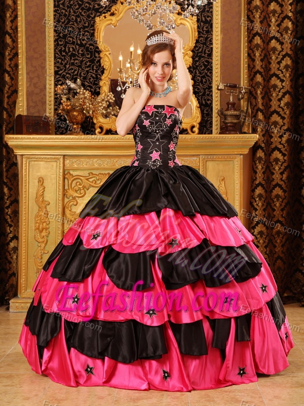 Strapless Beading Black and Red Quinceanera Gowns with Cute Star