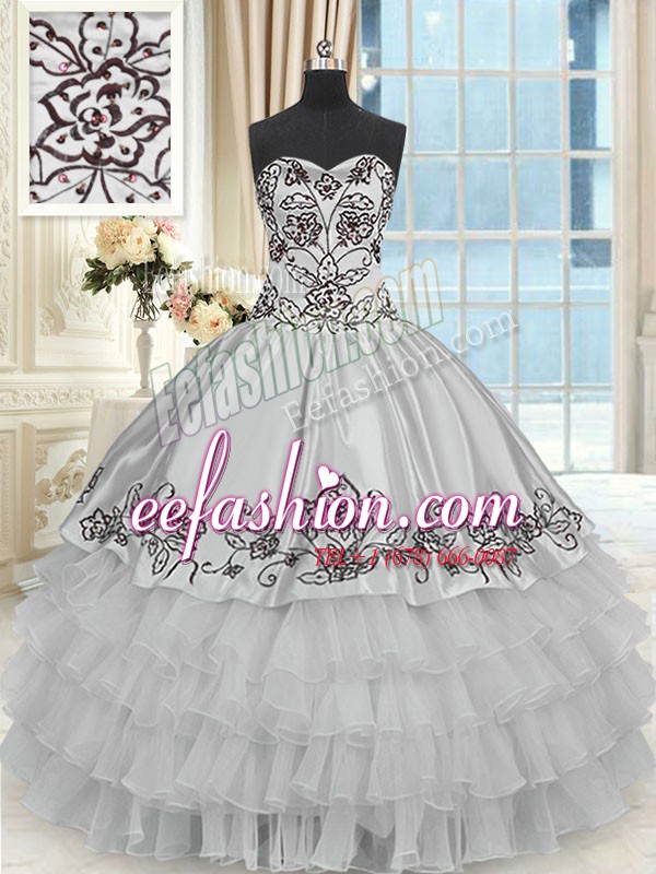  Halter Top Ruffled Floor Length Ball Gowns Sleeveless Grey Sweet 16 Quinceanera Dress Lace Up