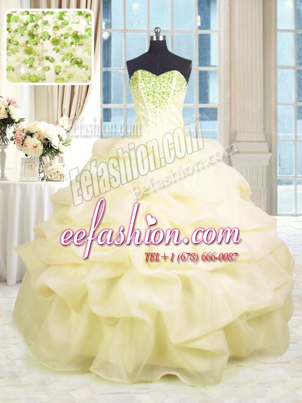 Comfortable Light Yellow Sweetheart Lace Up Beading and Ruffles Quinceanera Dresses Sleeveless