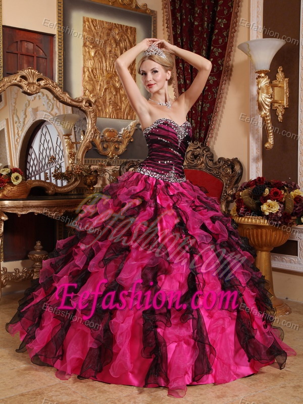 Black and Red Sweetheart Pretty Quinces Dresses with Beading and Ruffles