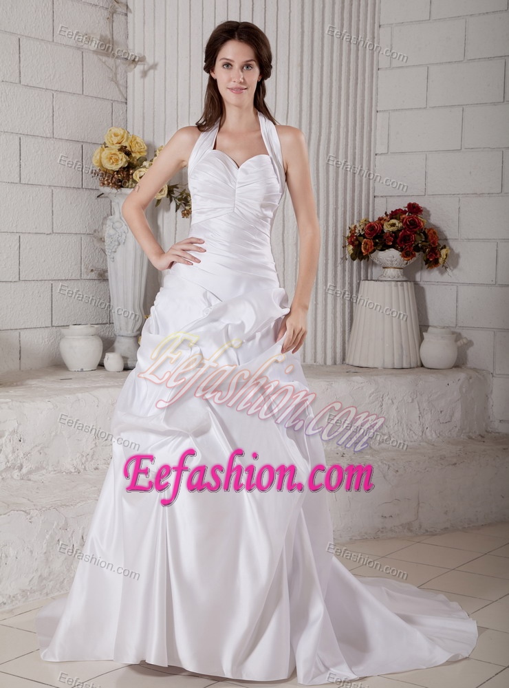 Latest Halter Court Train Ruched Church Wedding Dress with Pick-ups