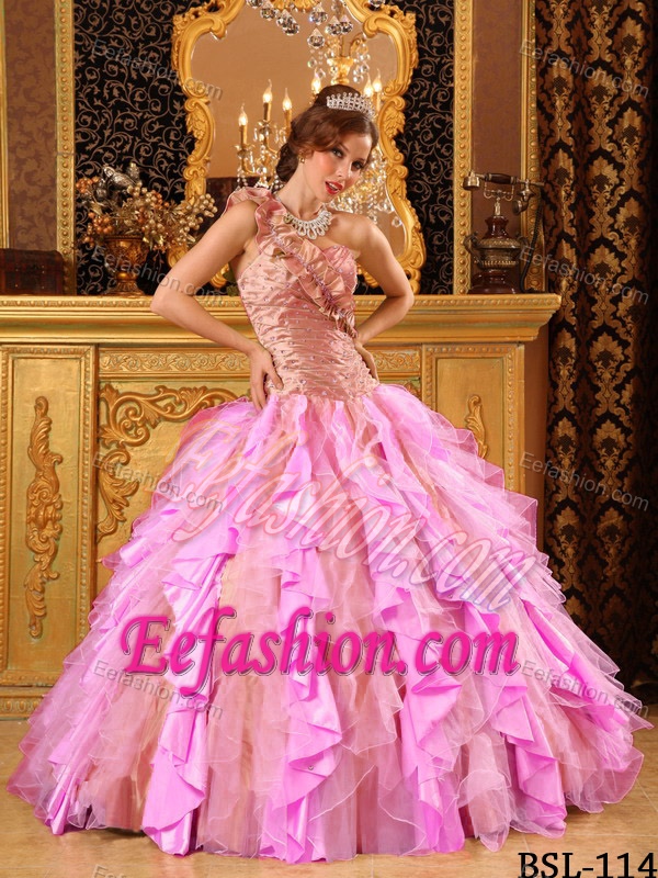 Multi-Color One Shoulder and Organza Beading Ruffles Quince Dress