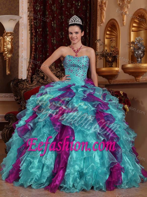 Exclusive Ball Gown Sweetheart Dress for Quince in Organza with Beading