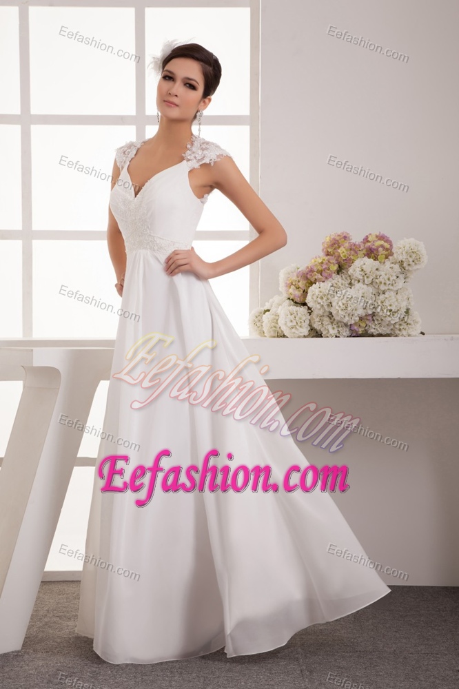 V-neck Long Prom Wedding Dress with Appliques on Promotion