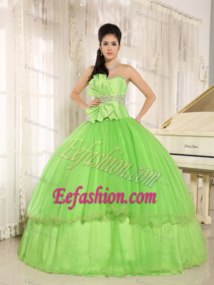 Beautiful Beaded Green Quinceanera Dresses with Bowknot on Wholesale Price