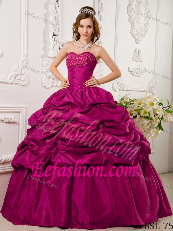 Latest Fuchsia Sweetheart Quinceanera Dress with Pick-ups and Beading