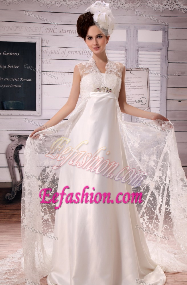 Straps Court Train and Lace Wedding Dress for Summer with Beading