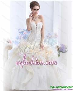2015 Designer Modest Strapless Wedding Dress with Hand Made Flowers