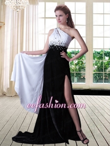 Popular White and Black Beaded Evening Dress with One Shoulder and Brush Train