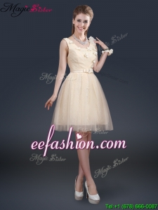 Lovely Scoop Prom Dresses with Appliques and Belt