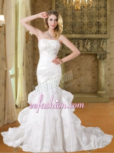 Fashionable Mermaid Strapless Court Train Appliques Wedding Dresses