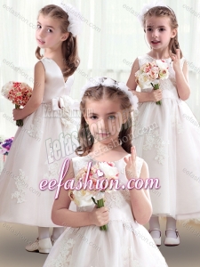 Romantic Scoop Cute Flower Girl Dresses with Appliques and Bowknot
