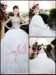 2016 Beautiful Ball Gown Chapel Train Wedding Dresses with Beading and Ruffles