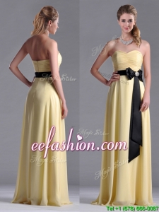 Beautiful Sweetheart Yellow Prom Dress with Ruching and Black Bowknot