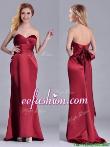 Fashionable Column Sweetheart Wine Red Best Mother Of The Bride Dress with Brush Train