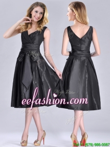 Popular Empire Black Tea Length Prom Dress with Ruching and Bowknot