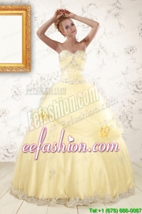 2015 Popular Beading Light Yellow Quinceanera Dresses