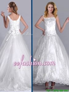 2016 Elegant Scoop Brush Train Tulle Wedding Dress with Beading and Embroidery