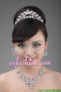 Exquisite Tiara and Necklace in Alloy and Rhinestone