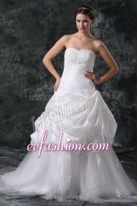 Luxurious A-Line Sweetheart Appliques and Beading Lace Up Wedding Dress
