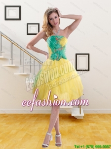 2015 In Stock Strapless Prom Dresses with Embroidery and Ruching