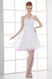 2014 Simple A-line One Shoulder Tulle Ruching Beading Short Wedding Dress